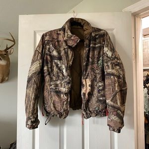 Cabelas camp women’s jacket